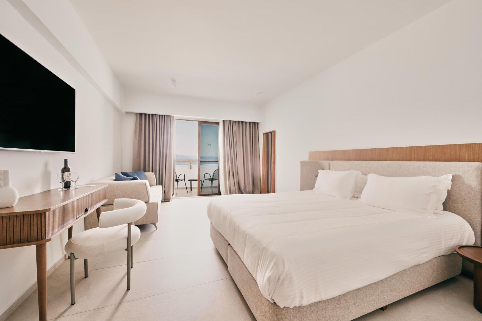 Oceanis Beach & Spa Resort Psalidi  Exterior photo